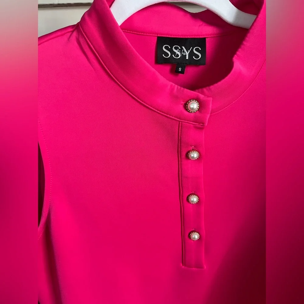 Sleeveless Hot Pink Pearl-Button SSYS Dress - Picture 4 of 6